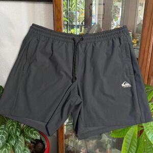 Mens quiksilver black athletic shorts
